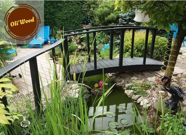 Passerelle de bassin en bois